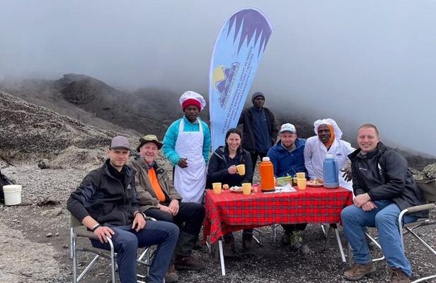 Kilimanjaro Trekking 7Days 6Night Lemosho Route
