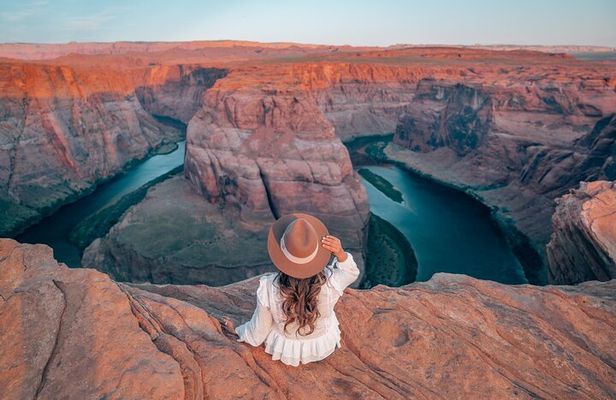 From Phoenix: Small Group Antelope Canyon Day Tour