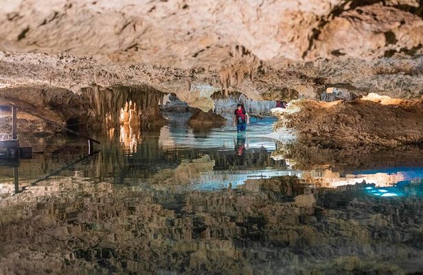 4-Hour Cenotes Tour with Hotel Pickup in Riviera Maya