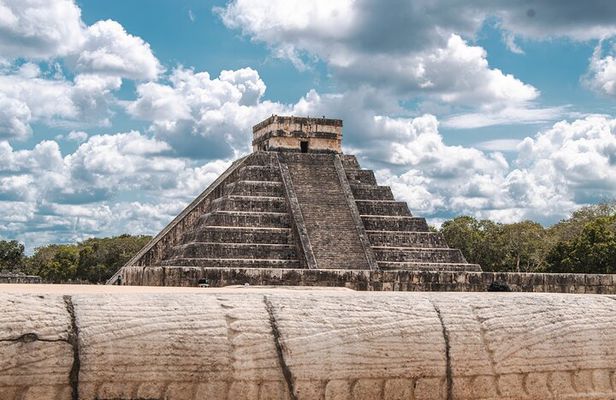 Chichen Itza Classic Discovery