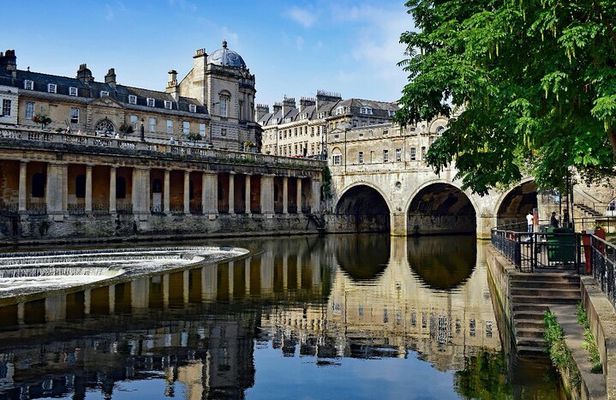Day Tour Windsor Castle Stonehenge and Roman Baths