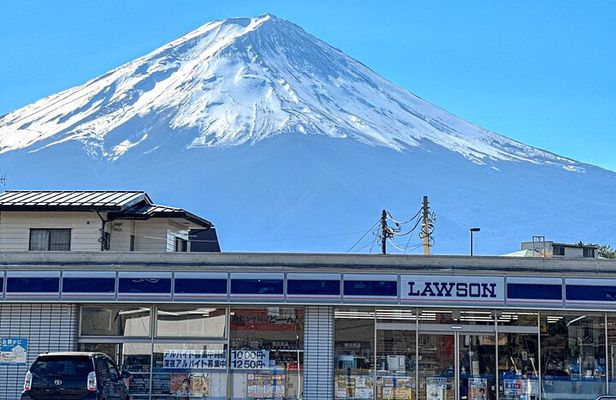 Mt. Fuji Signature 6 Scenic Spots One Day Tour from Tokyo