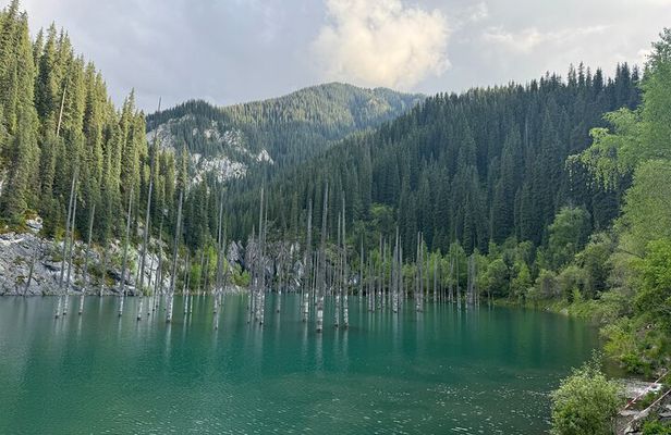 2 Day Private Tour to Charyn Canyon, Kolsay and Kaiyndy Lakes