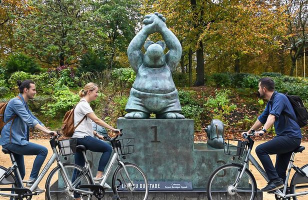 Brussels Private Bike Tour Highlights, Parks and Drinks