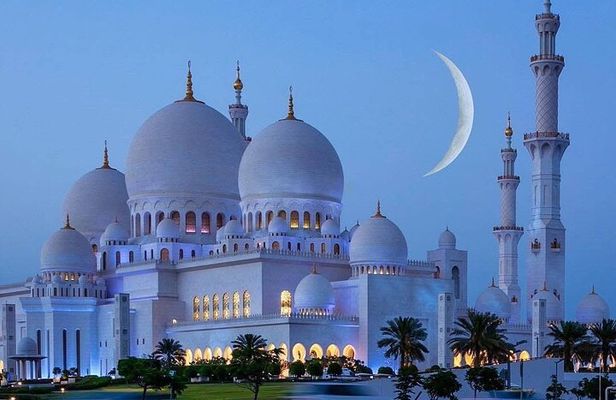 Sheikh Zayed Grand Mosque Half Day Tour