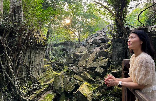 Full Day Banteay Srei, Beng Mealea and Kulen Mountain with Picnic