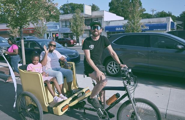 Detroit Guided Pedicab Tour Explore the City in Comfort