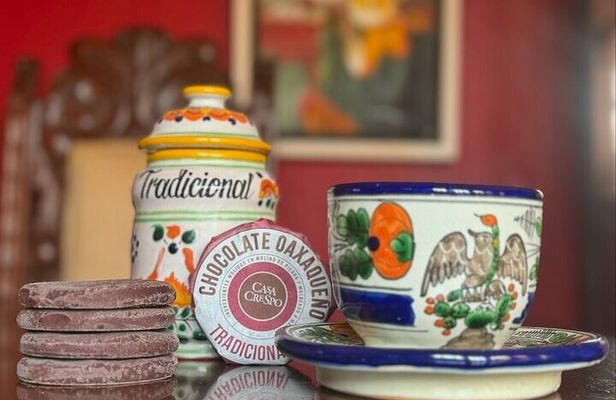 1 Hour Chocolate Making Class with Mole Making and a Drink