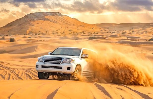 Desert Safari in Dubai with BBQ Dinner and Quad Bike Ride