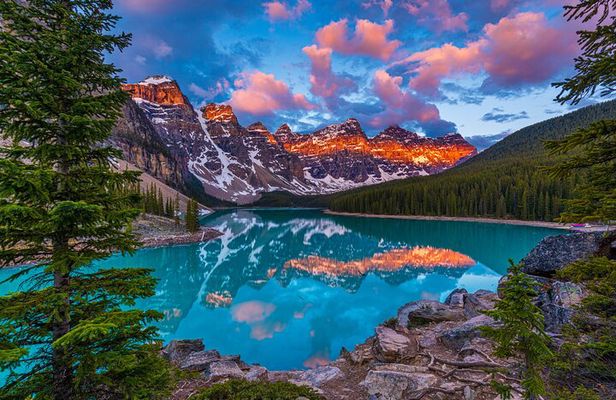 Moraine Lake Sunrise Private Luxury Tour - from Canmore/Banff