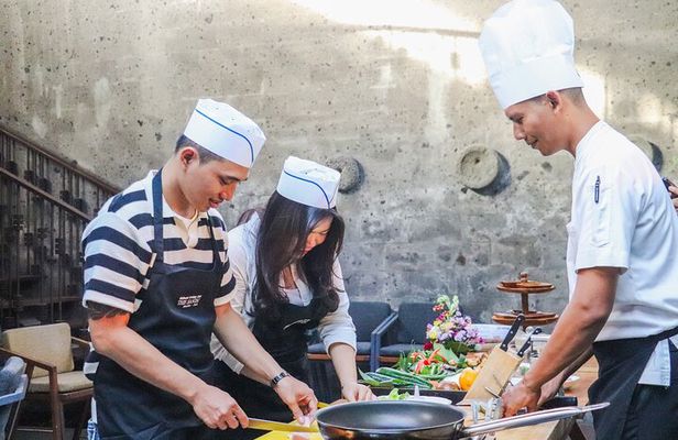 Balinese Cooking Class at Gong Restaurant
