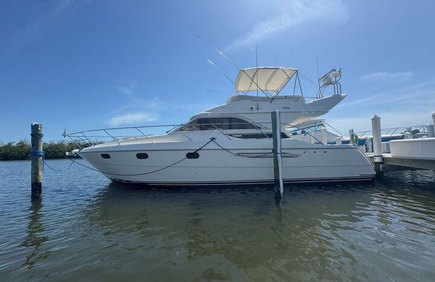55ft 1 Hour FREE Miami Yacht Rental 3 to 6 Hours 13 People