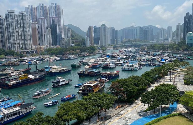 Aberdeen fisherman cultural private tour+dim sum by local