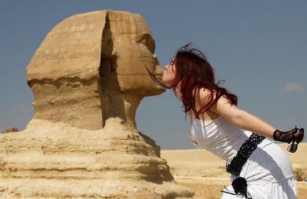 Two Days Cairo Tour: Pyramids, Museum & Hotel Stay – Hurghada