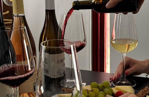 Naxos Town Evening Food Tour with Wine Tasting & 6 food Stops