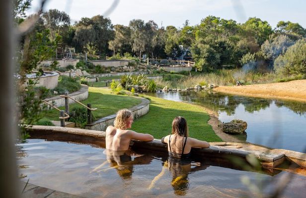 Mornington Peninsula Small Group Hot Springs, Lunch & Winery Tour