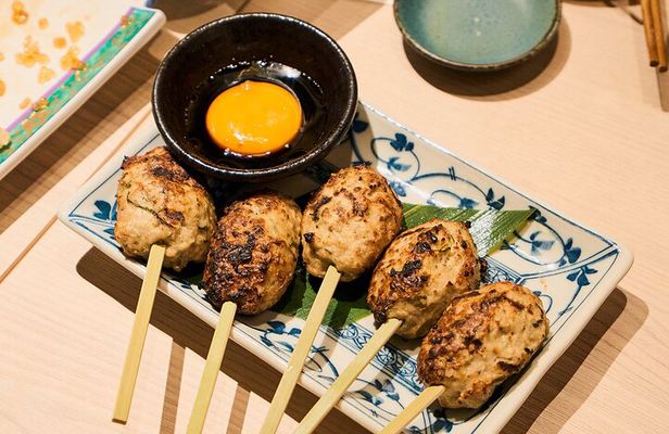 Kyoto: Guided Food Tour with 12 Dishes & 3 Drinks