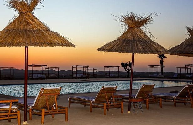 Agafay Desert Luxury: Quad Biking , Pool, Dinner & Live Shows