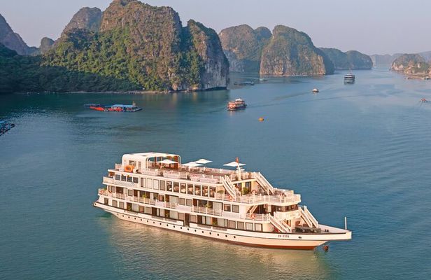 5-Star Arcady Boutique Cruise - Halong Bay 2D1N, All inclusive