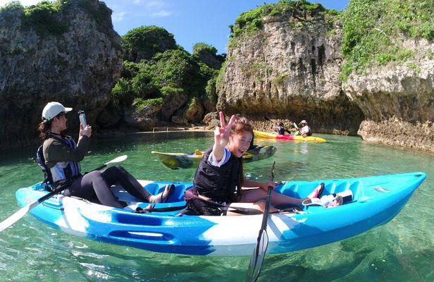 Paddle Snorkel BBQ and Peace Memorial Visit