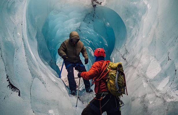 Glacier Adventure at Sólheimajökull
