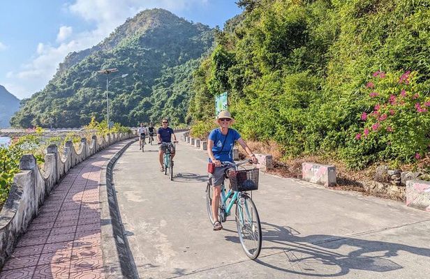 Explore Lan Ha Bay with 5-Star Serenity Day Cruise from Hanoi