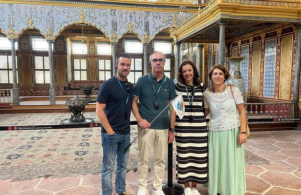 Topkapi Palace & Harem, Skip-the-Line Ticket (Entrance only)