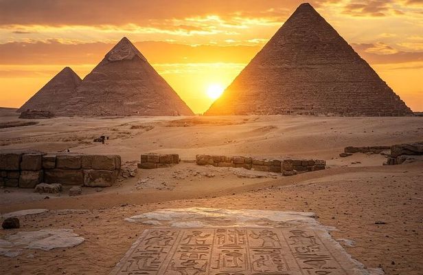 From Pyramids to Paradise: 8-Day Egypt Tour with Nile Cruise