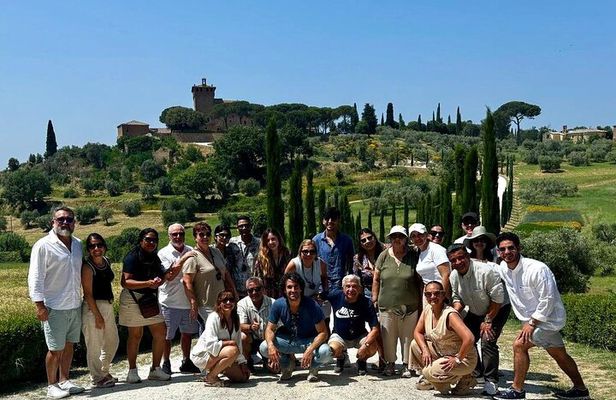 From Rome: Tuscany, Montepulciano Tour with Wine Tasting & Lunch