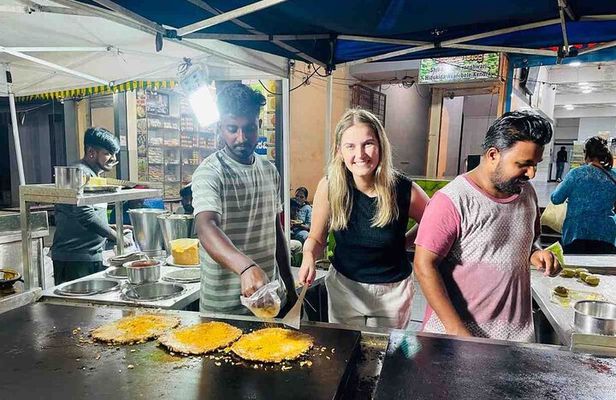 Kochi Walking Tour to Vasco da Gama Square