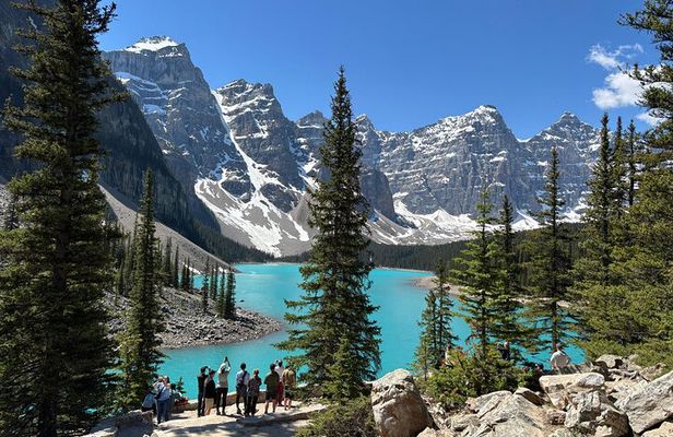 Moraine Lake & Louise & Banff Day Tour From Calgary-Canmore-Banff