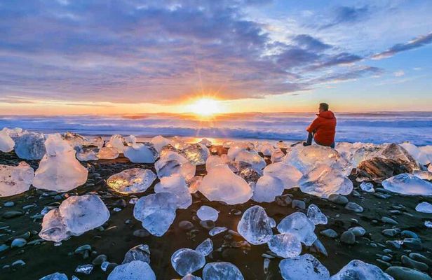 South Coast Glacier Lagoon and Diamond Beach Private Tour
