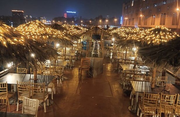 Dubai: Dhow Cruise with VIP Dining, Shisha & Buffet Dinner