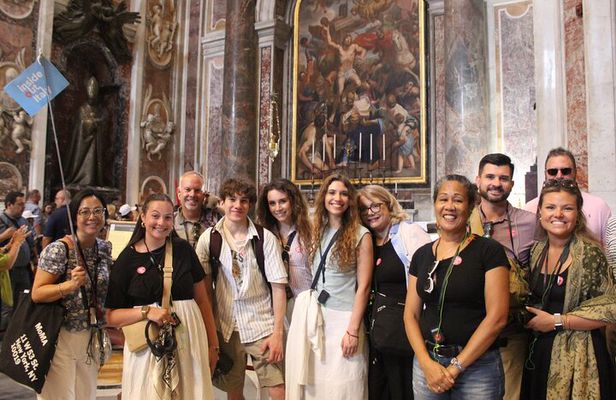 St Peter Basilica Guided Tour with Priority Access