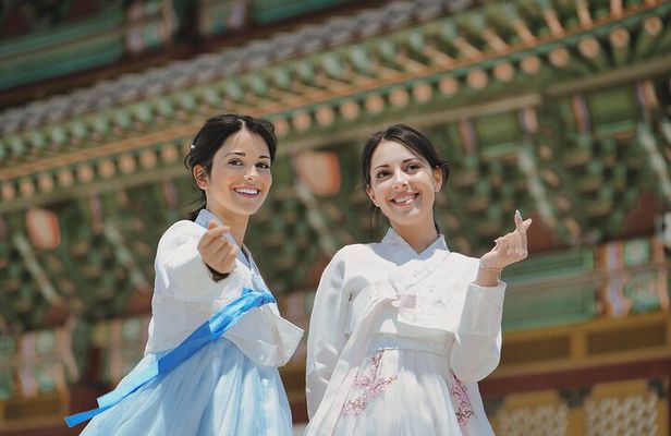 Gyeongbokgung Hanbok Photoshoot