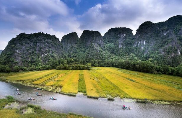 14 Day Vietnam Shared Tour from Hanoi to Ho Chi Minh City