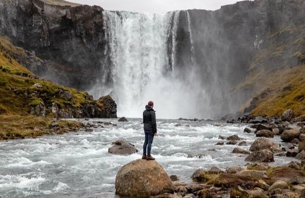 Seyðisfjörður Tour Gufufoss Waterfall and Vök Baths