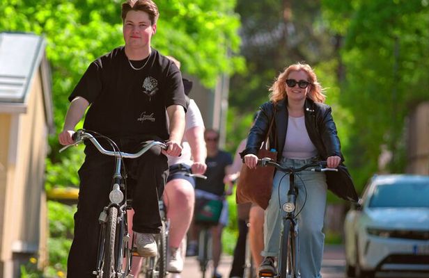 Tampere Scenic Bike Tour with Sauna and Local Flavors