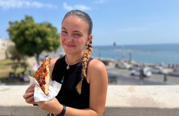 Bari: Street Food Walking Tour with a Local Guide