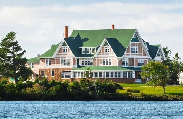 Combo North And South Shore Scenic Tour of PEI