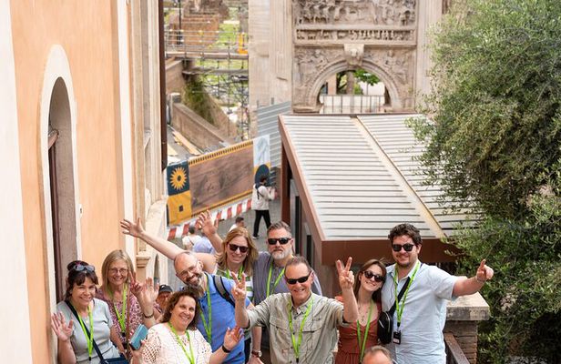 Colosseum Small-Group Guided Tour (Fast-Track Included)