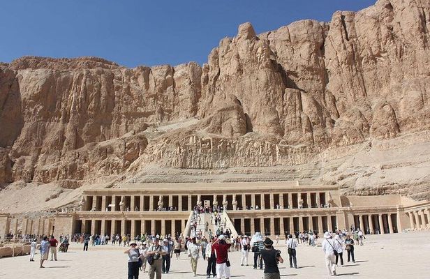 Full Day Tour to East and West Banks of Luxor