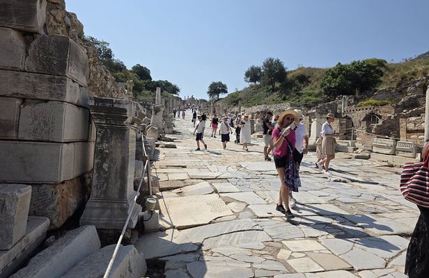 Private Half Day Ephesus Tour in Turkiye