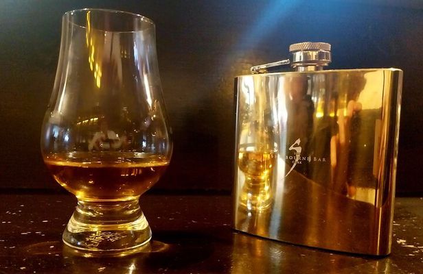 Cork City Walking Tour with Whiskey Tasting Experience