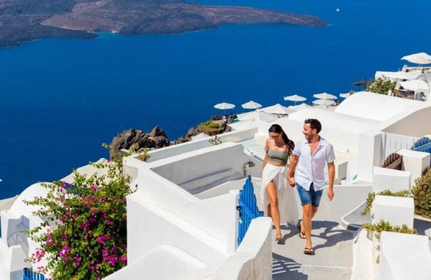 Santorini Private Luxury Tour – Custom Sightseeing Experience