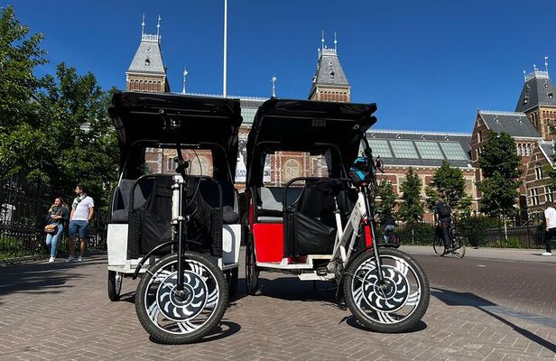 Amsterdam Rikshaw Private Tour with Guide