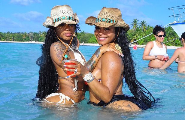 Hip Hop Party Boat with Sonkling– Adults Only Caribbean Cruise