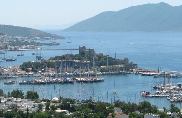 Bodrum City Private Tour, Castle, Amphitheatre, Lunch, Museum