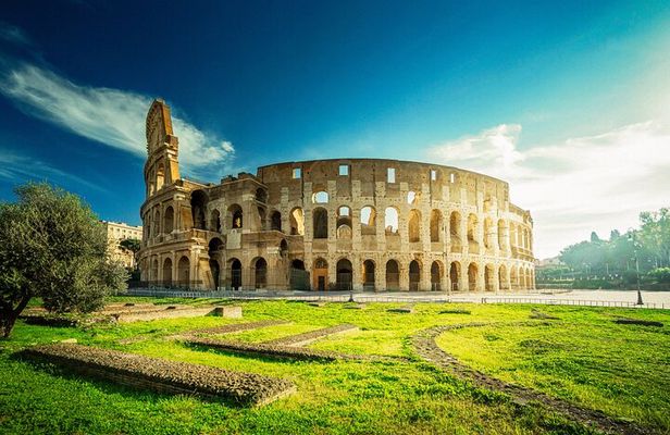 Rome: VIP Colosseum & Ancient Rome Small Group Tour