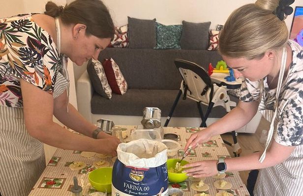Cagliari Cooking Class: Sardinian Ravioli, Wine & Local Flavors
